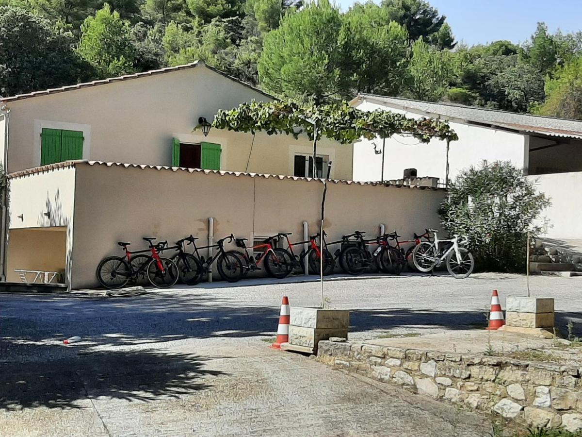 הוילה Le Barroux Les Cigales Du Ventoux מראה חיצוני תמונה
